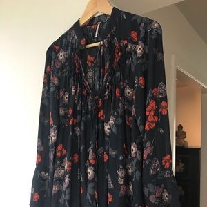 Free people blue floral tunic